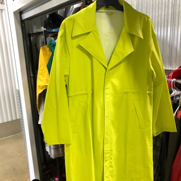 yellow plus size raincoat